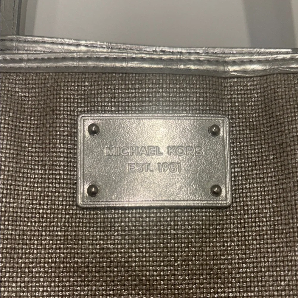 Michael Kors Metallic Taupe Tote Bag with Silver Trim - Picture 2 of 10